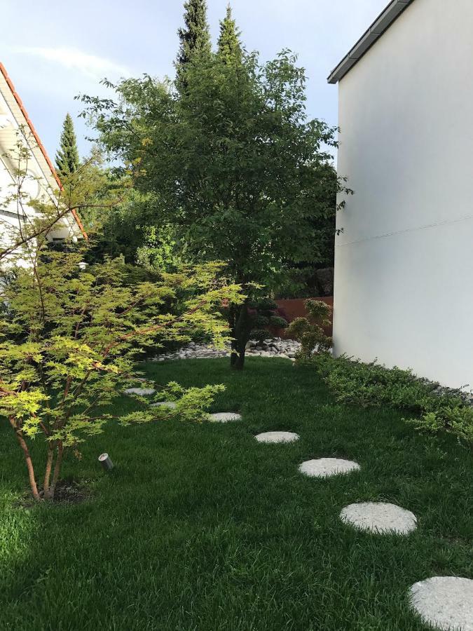 Modernes Studio Auf Der Sonnenterrasse Baden-Baden Exterior photo
